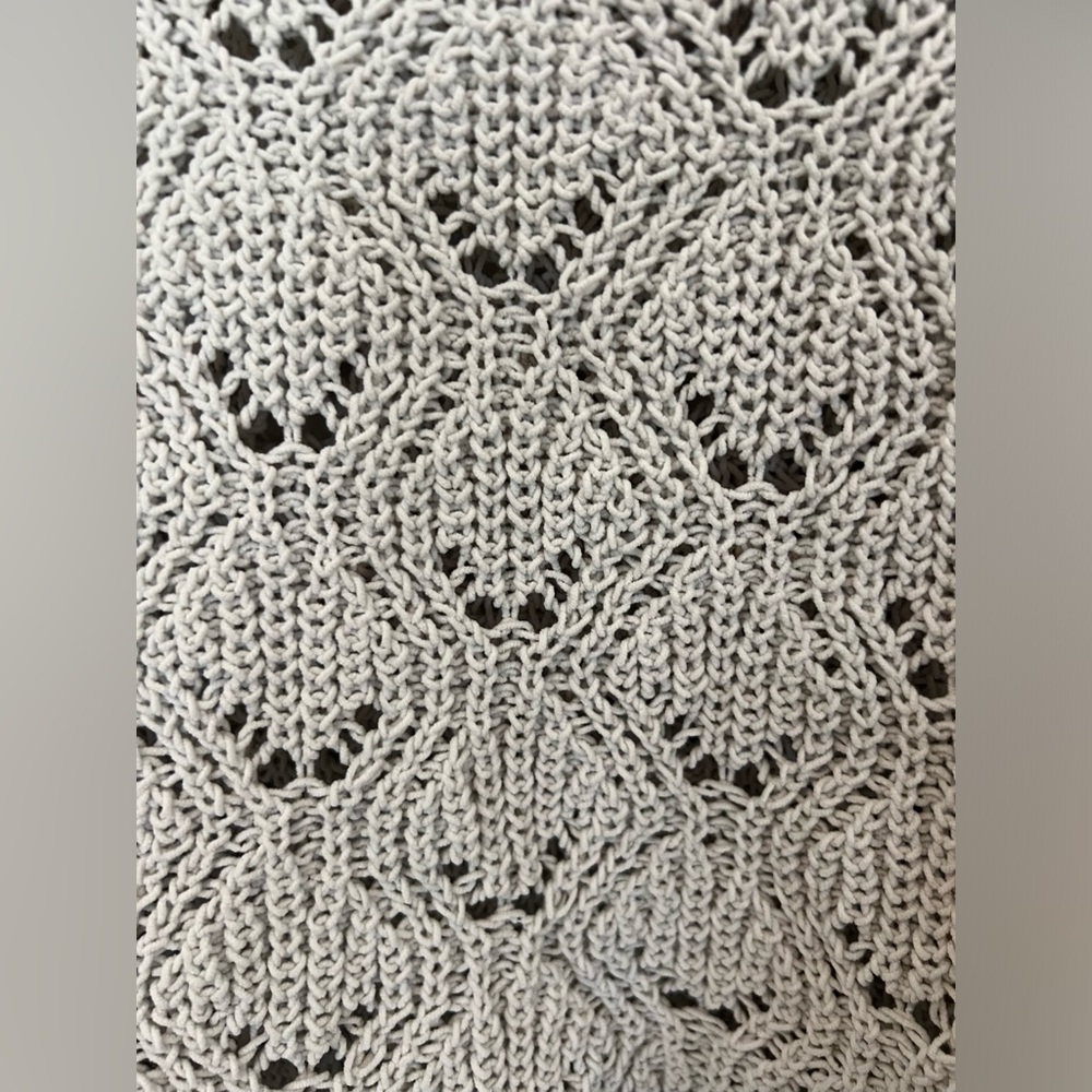 Francesca’s sweater - Picture 3 of 3